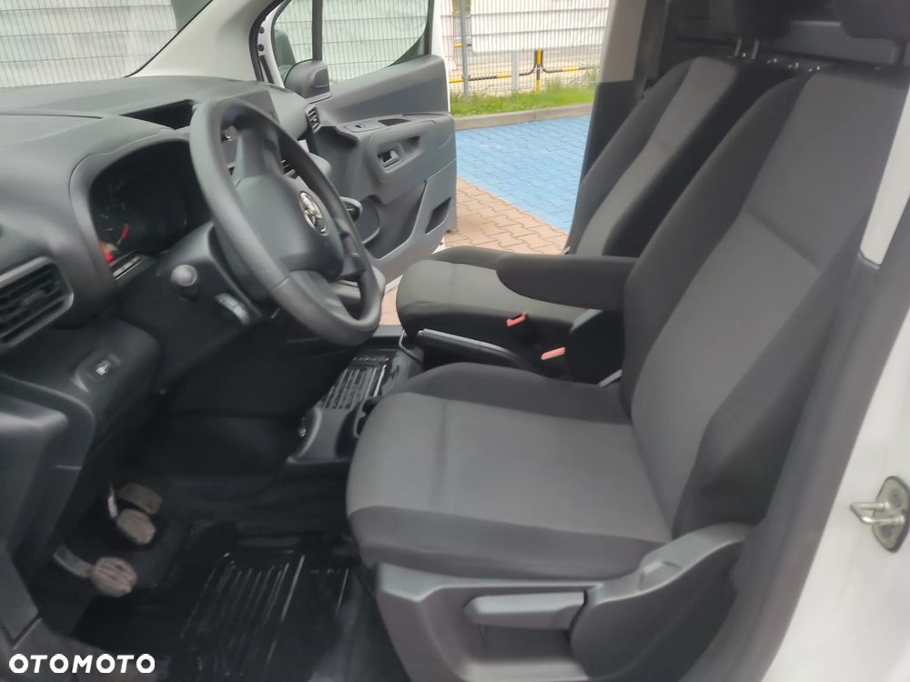 Toyota ProAce 1,5-l-D-4D L1 (6-Si.) - 16