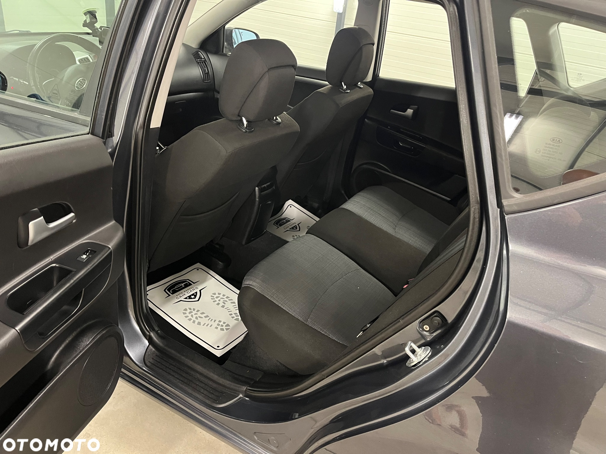 Kia Ceed 1.6 CRDi 90 Vision - 14