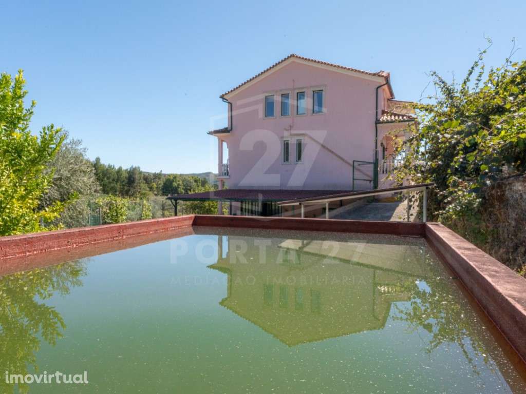 Moradia T6 | Castanheira de Pêra, Leiria - Grande imagem: 2/28