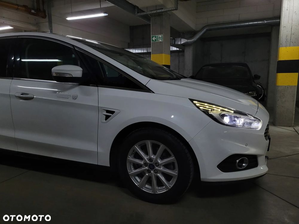 Ford S-Max 2.0 TDCi Titanium - 31