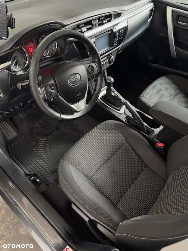 Toyota Corolla 1.6 Premium - 7