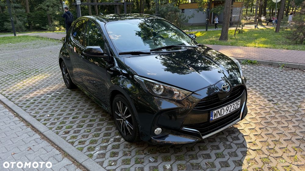 Toyota Yaris Hybrid 1.5 Premiere Edition - 11