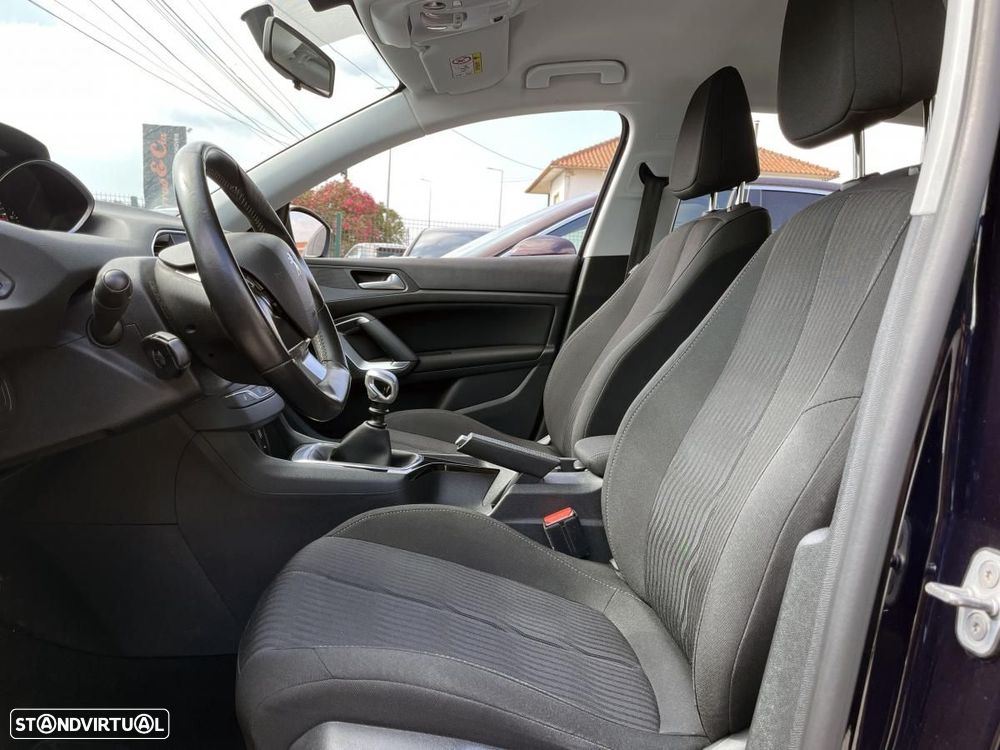 Peugeot 308 1.6 BlueHDi Style - 11