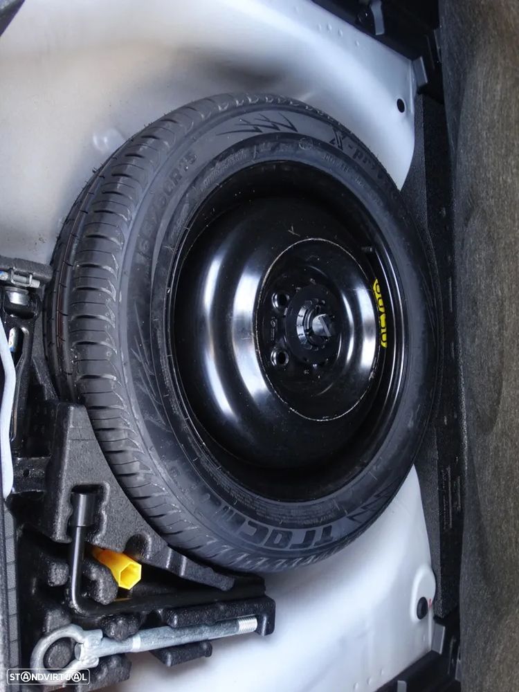 Peugeot 2008 1.5 BlueHDi Active Pack - 20