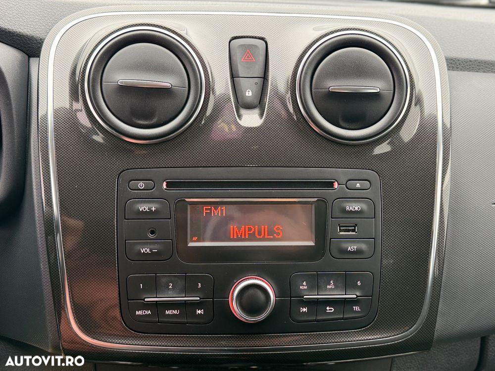 Dacia Sandero SCe 75 Essential - 9