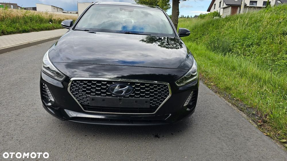 Hyundai i30 1.4 T-GDI Premiere Luxury DCT - 1