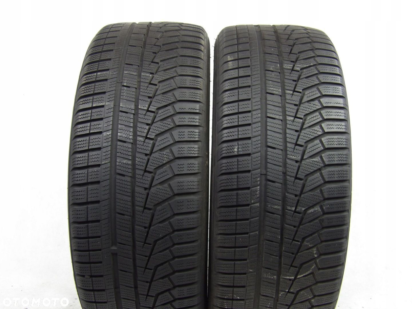 2X opony 235/45R19 HANKOOK WINTER ICEPT EVO 2 - 1