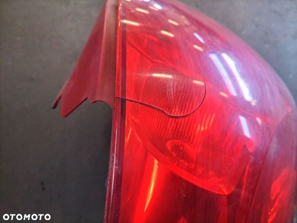 KOMPLETNY TYŁ KLAPA BAGAŻNIKA ZDERZAK TYŁ LAMPY PEUGEOT 207 I EKQD - 3