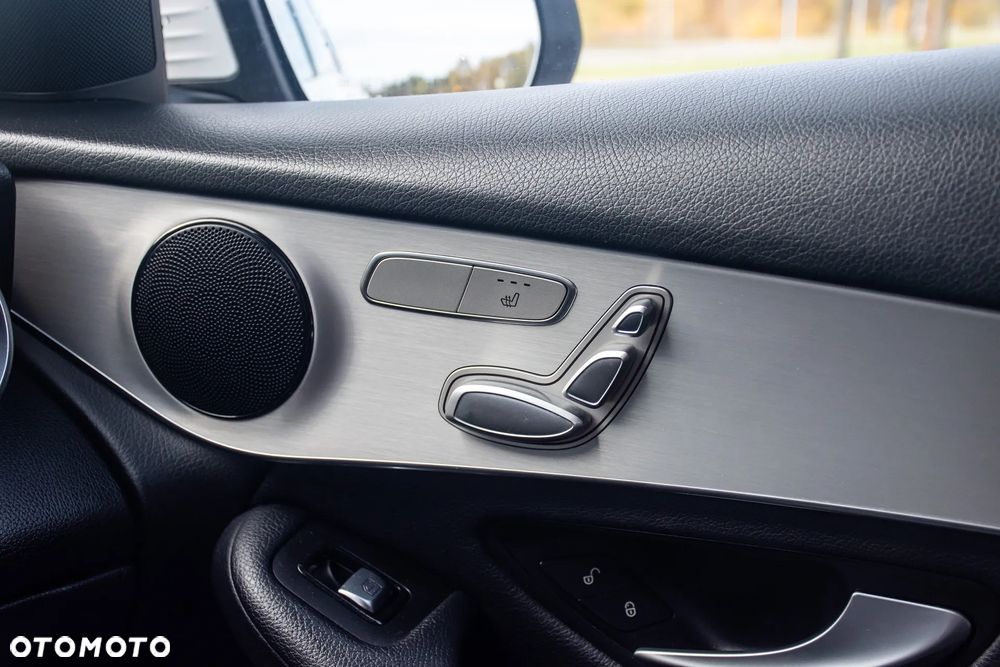 Mercedes-Benz GLC - 25