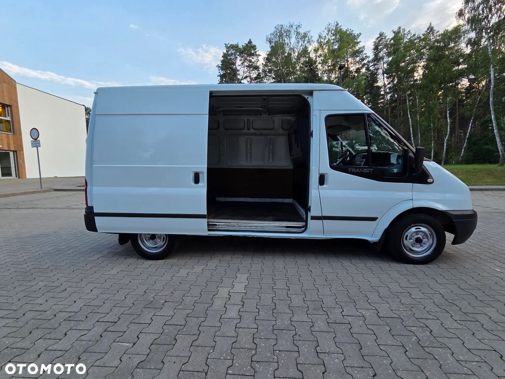 Ford Transit - 10