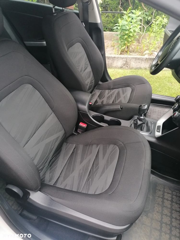 Kia Ceed 1.6 CRDi M - 14