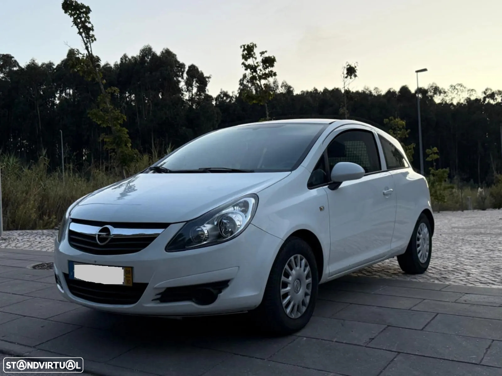 Opel Corsa 1.3 CDTi Enjoy EcoFLEX - 3