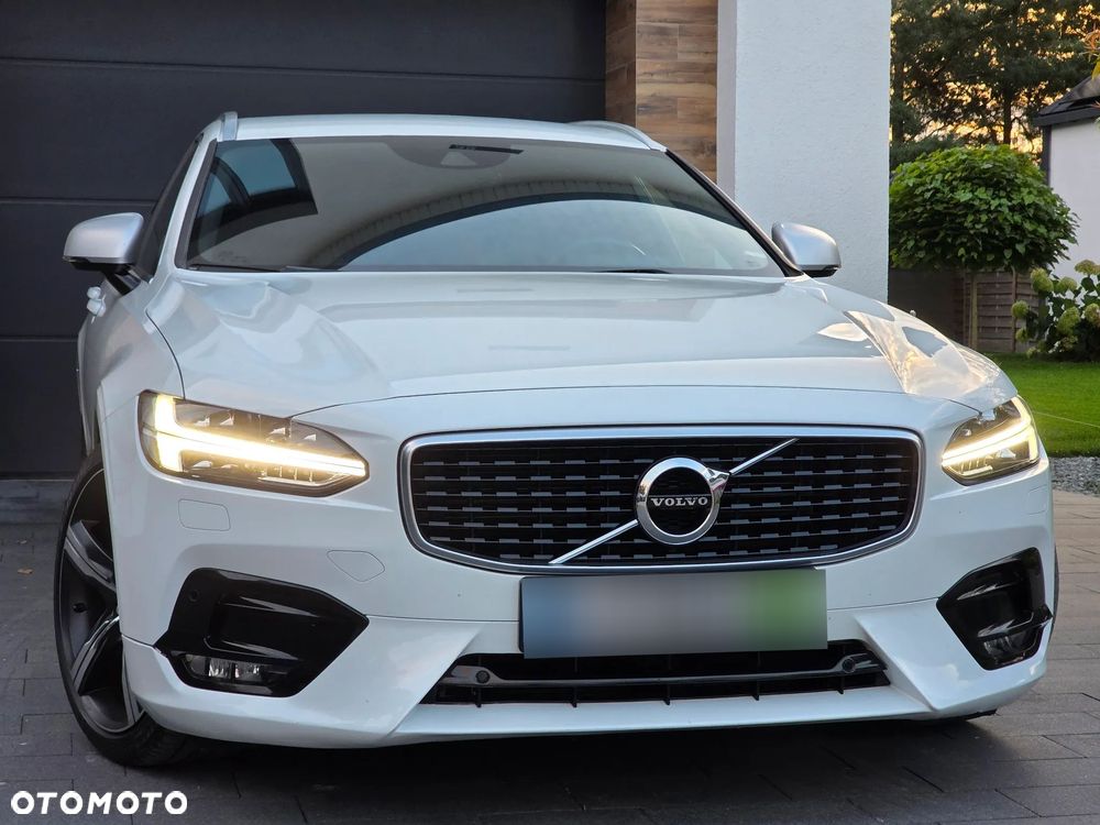 Volvo V90 D5 SCR AWD R-Design - 10