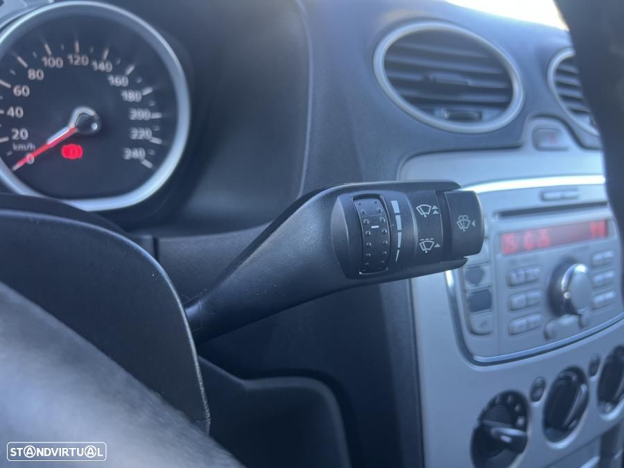 Ford Focus SW 1.6 TDCi Trend - 26
