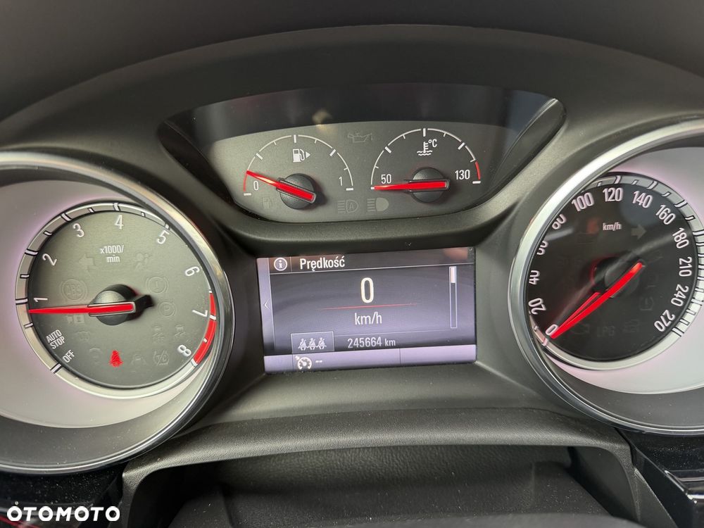 Opel Astra 1.4 T Dynamic S&S - 8