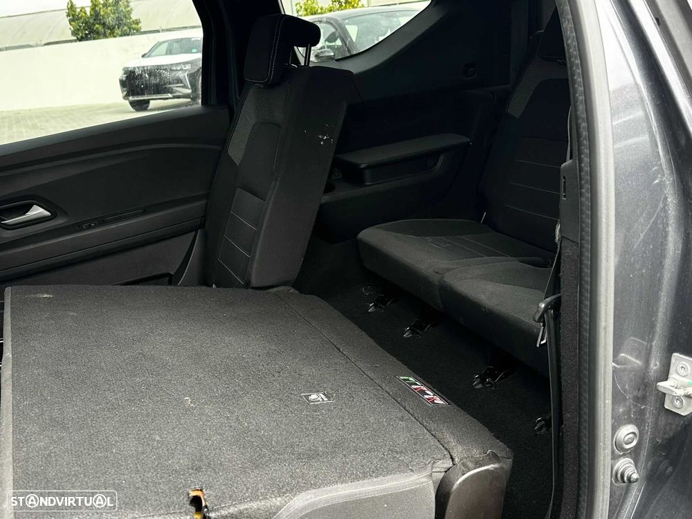 Dacia Jogger 1.0 TCe Extreme 7L - 11