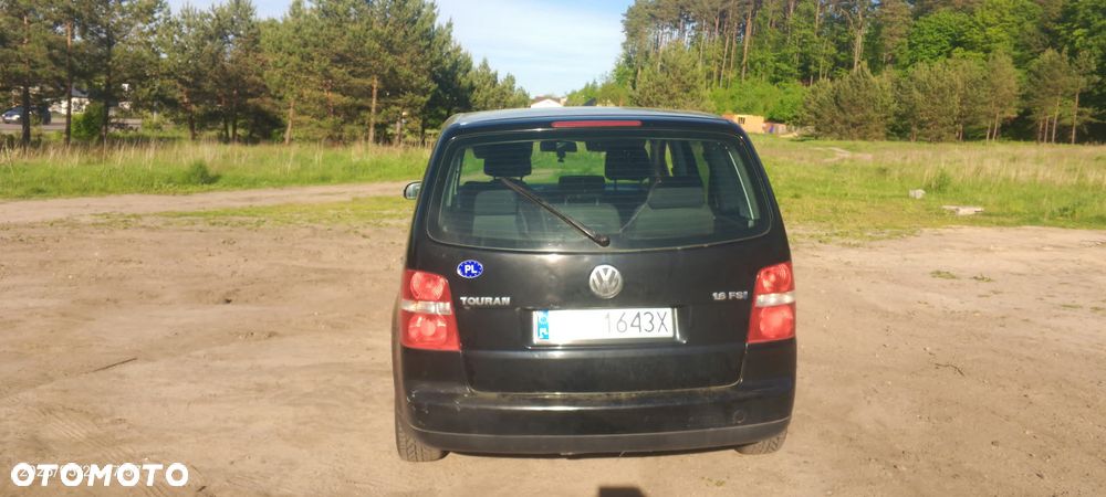 Volkswagen Touran 1.6 FSI Basis - 5