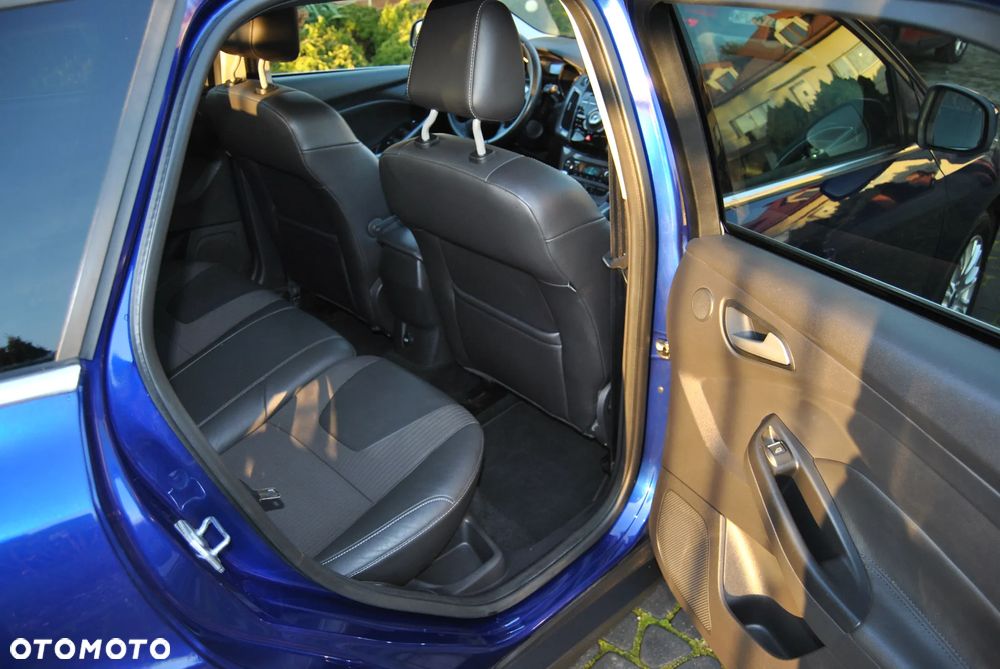 Ford Focus 1.6 TDCi DPF Start-Stopp-System Titanium - 11