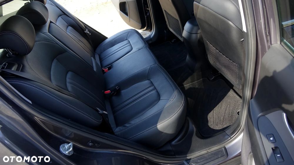 Kia Sportage - 14