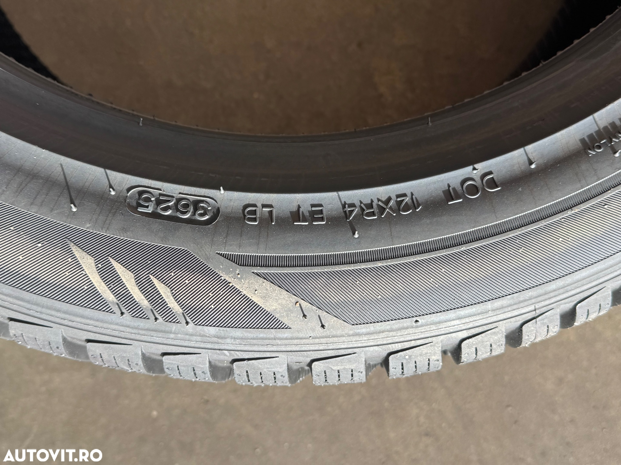 Vând 4 anvelope 245/45/17 Laufenn de iarnă noi - 3