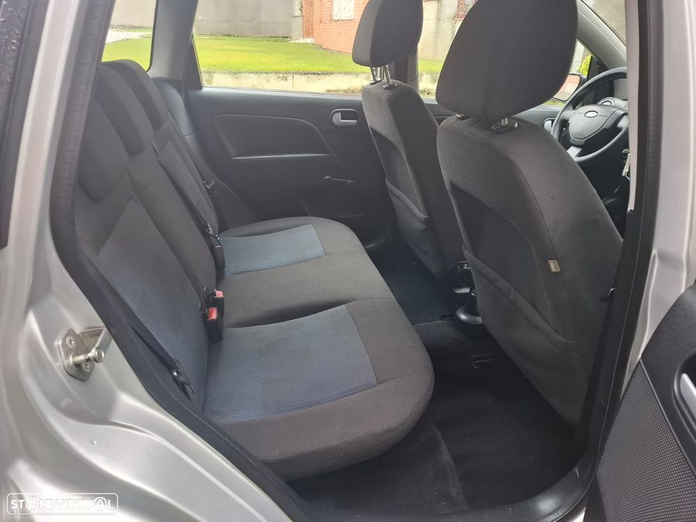 Ford Fiesta 1.25 Connection - 5