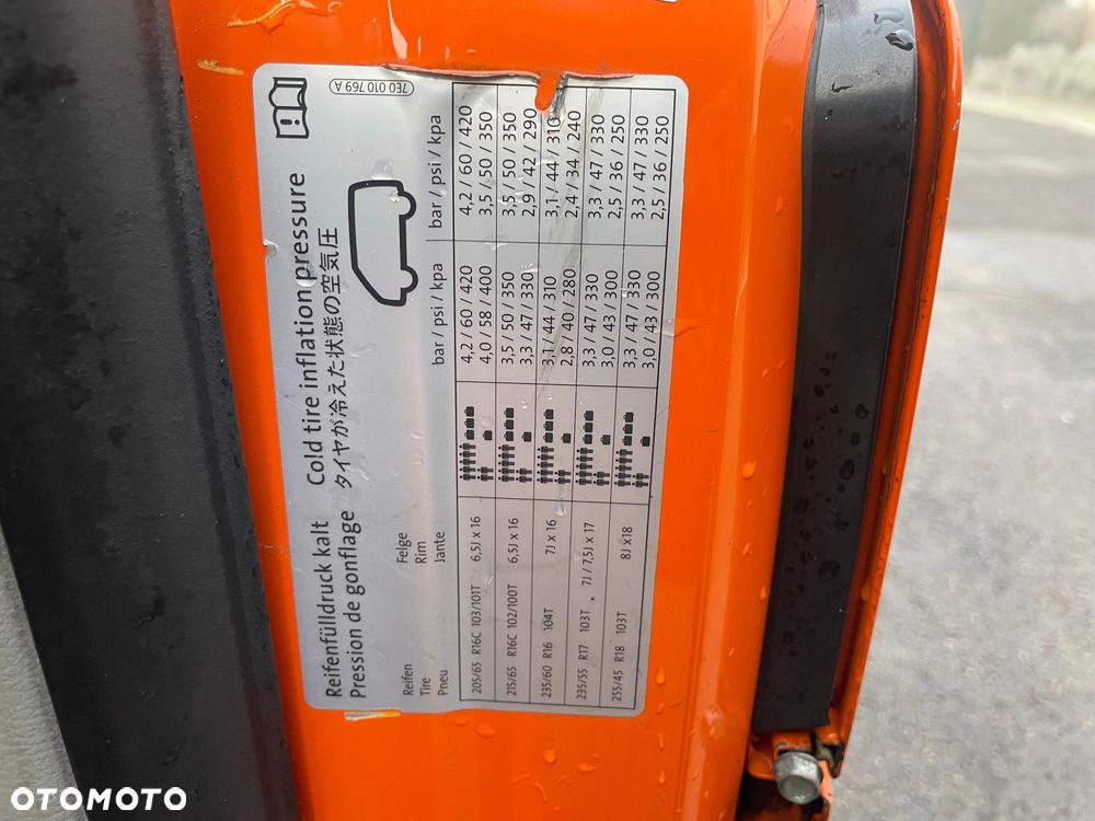 Volkswagen Transporter L1H2 - 16