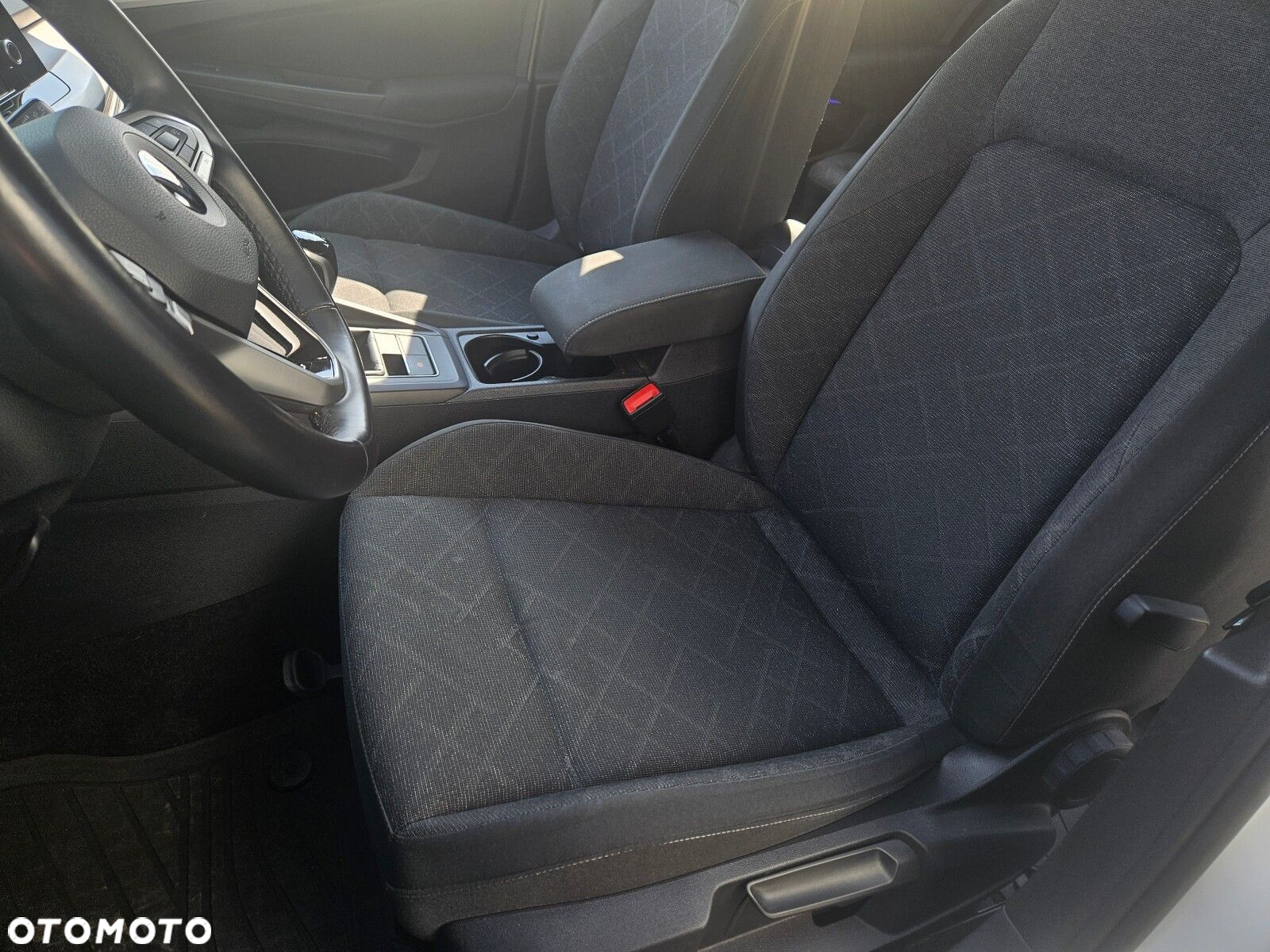 Volkswagen Golf VIII 1.5 TSI EVO Life - 26