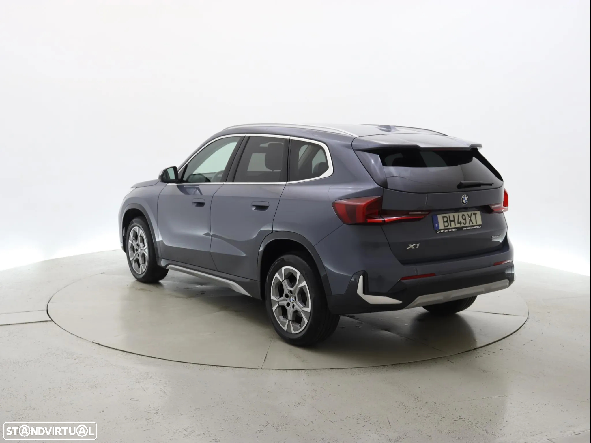 BMW X1 sDrive18i xLine - 6