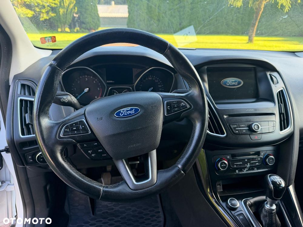 Ford Focus 1.5 TDCi DPF Start-Stopp-System Trend - 14