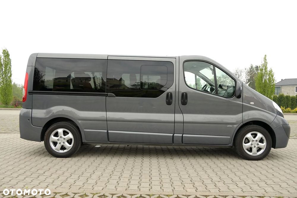 Opel Vivaro - 9