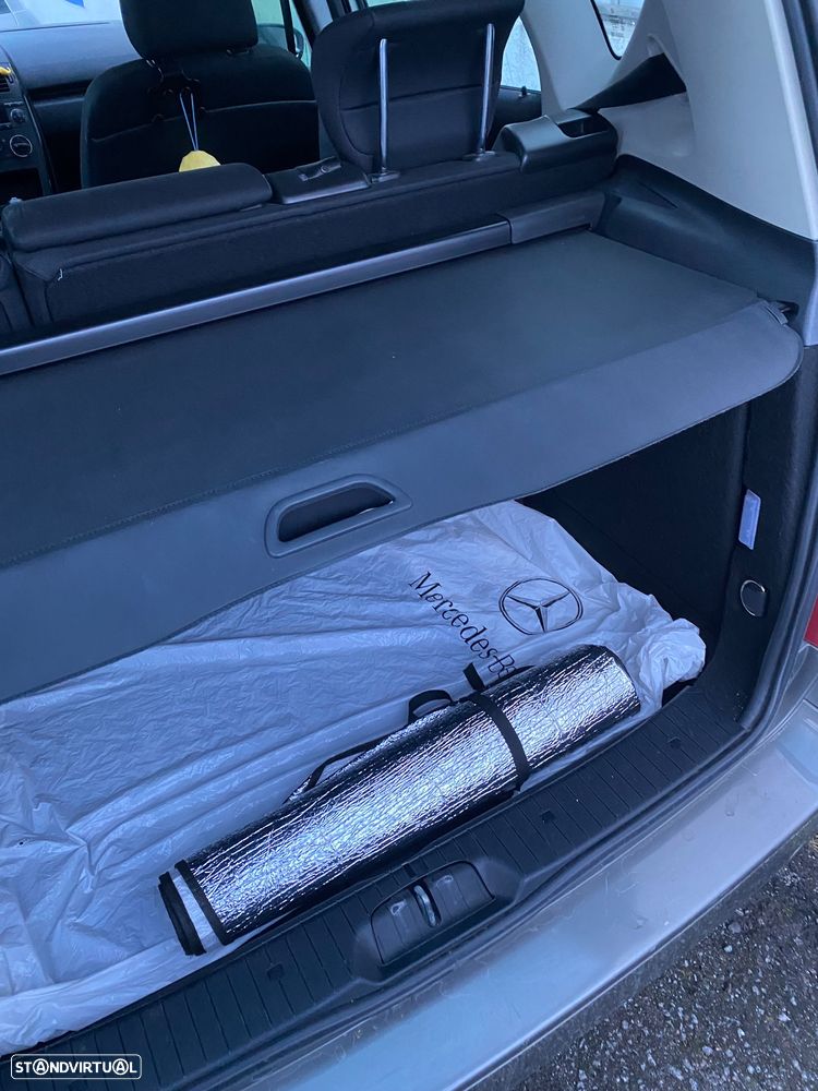 Mercedes-Benz A 150 Elegance Automatic - 13