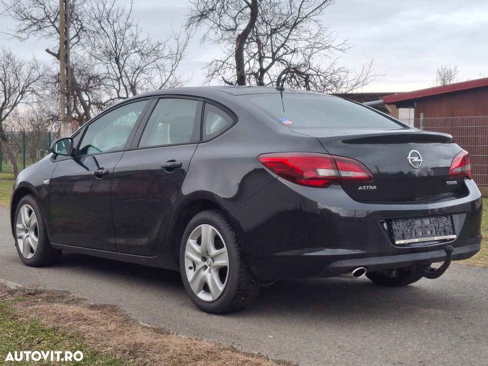 Opel Astra 1.4 Turbo Selection - 5