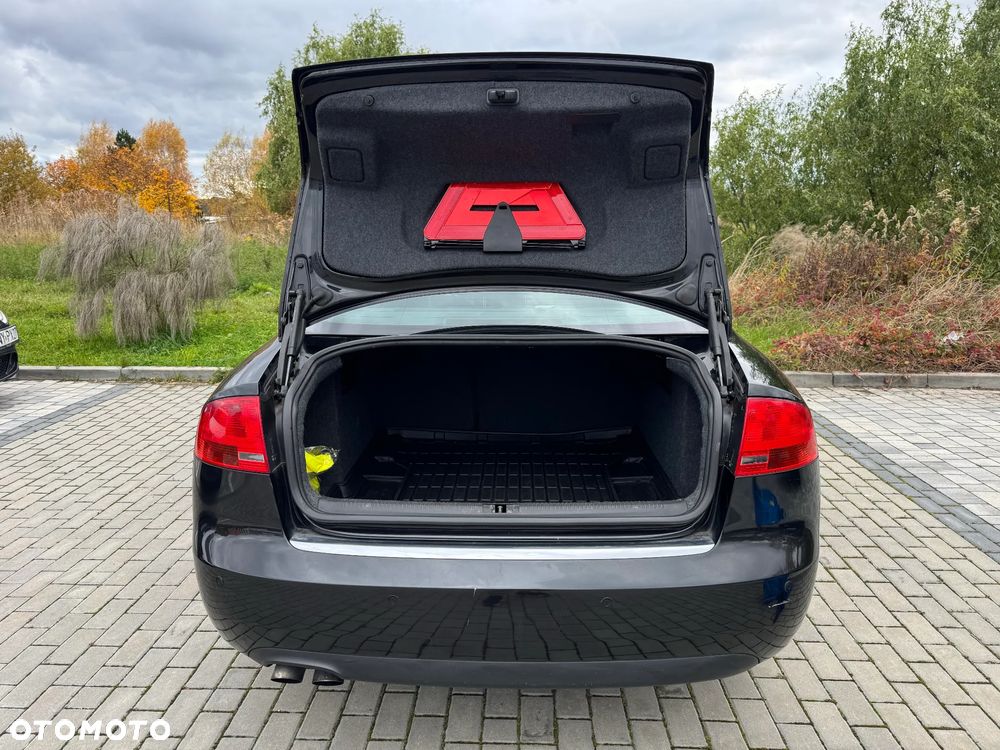 Audi A4 Limousine 2.0 TDI - 12