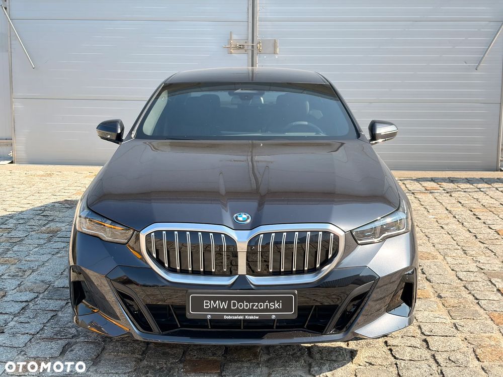 BMW Seria 5 530e xDrive PHEV - 2