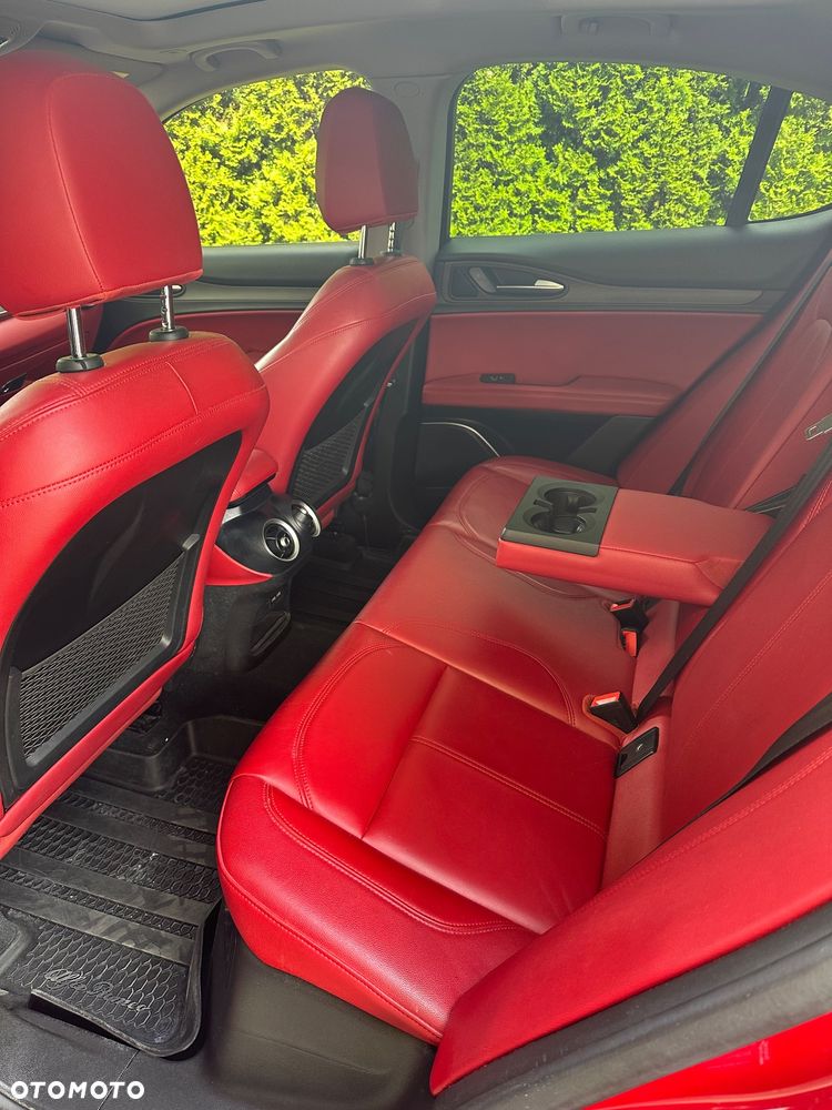 Alfa Romeo Stelvio 2.0 Turbo TI Q4 - 17