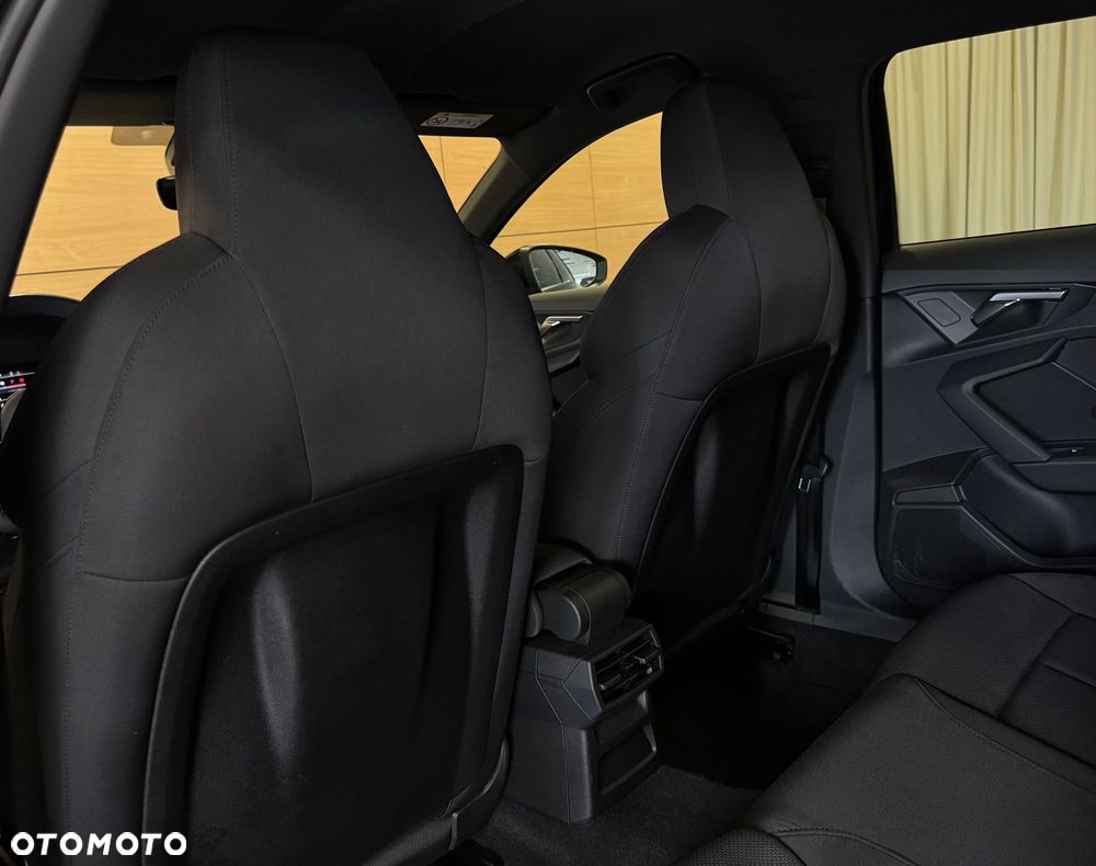 Audi A3 Sportback 35 TFSI S tronic S line - 27