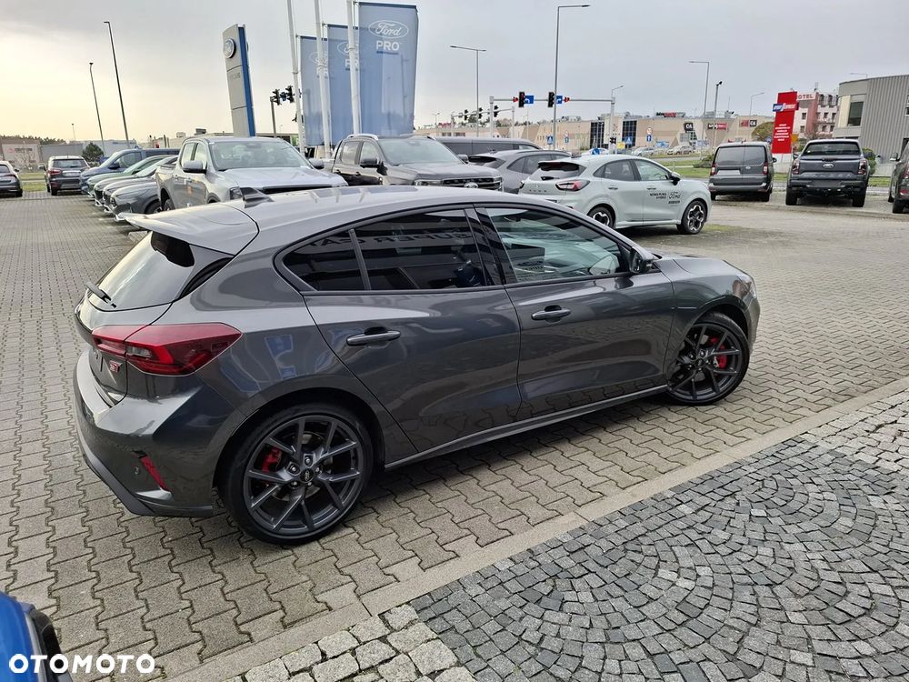 Ford Focus 2.3 EcoBoost ST X - 7