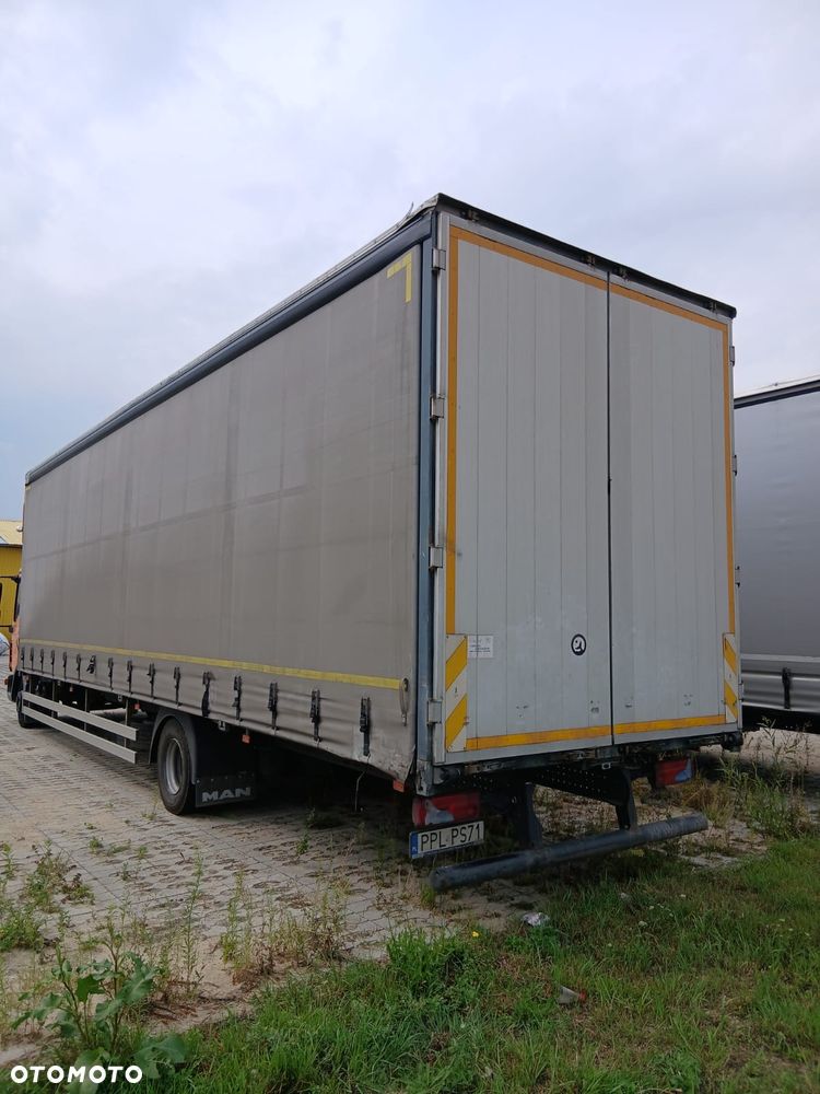 MAN TGL 12.250 plandeka firana 10 długa - 4