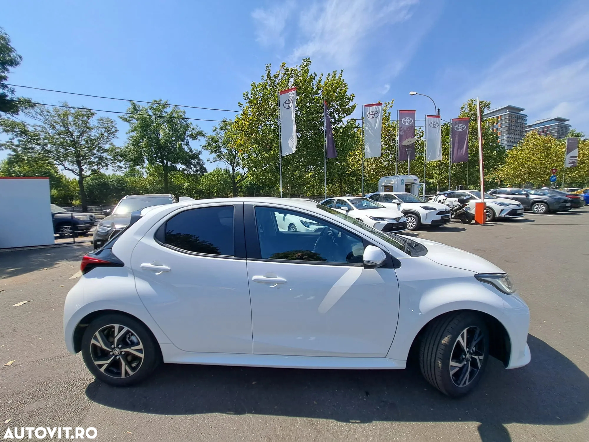 Toyota Yaris 1.5 HEV 116 CP Business - 7