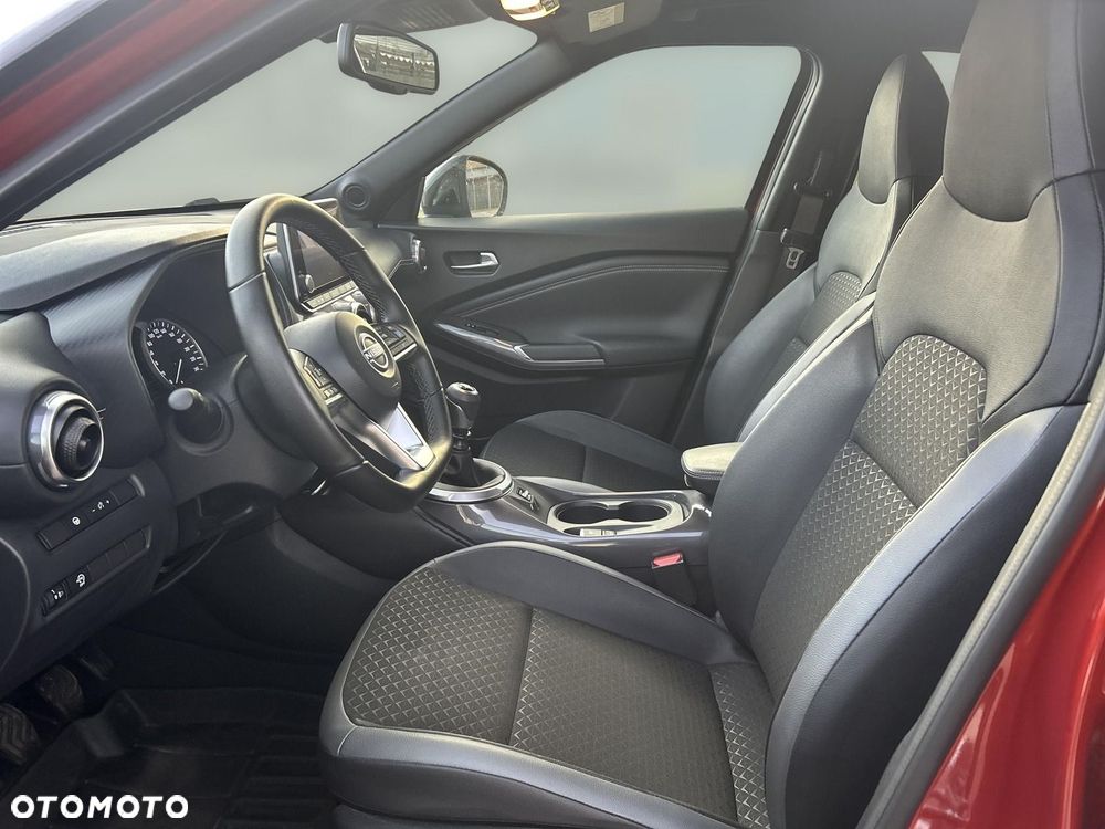 Nissan Juke 1.0 DIG-T Tekna - 17
