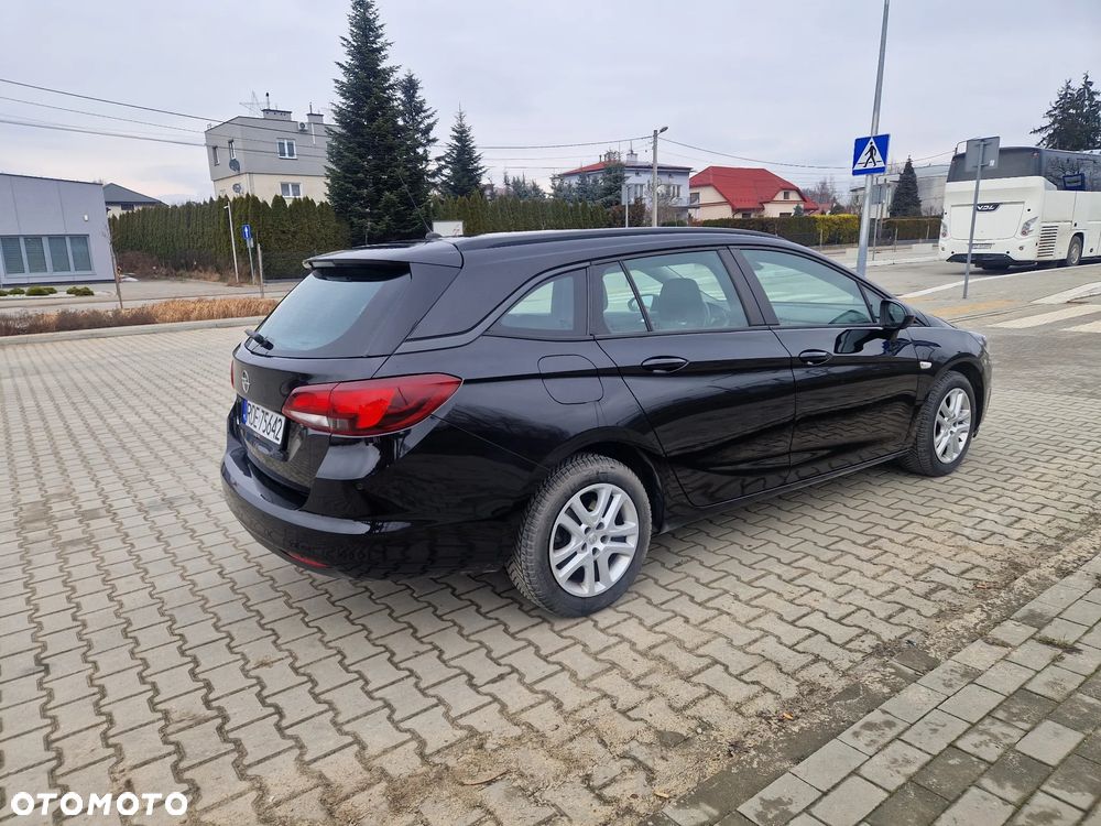 Opel Astra 1.6 CDTI Dynamic S&S - 9