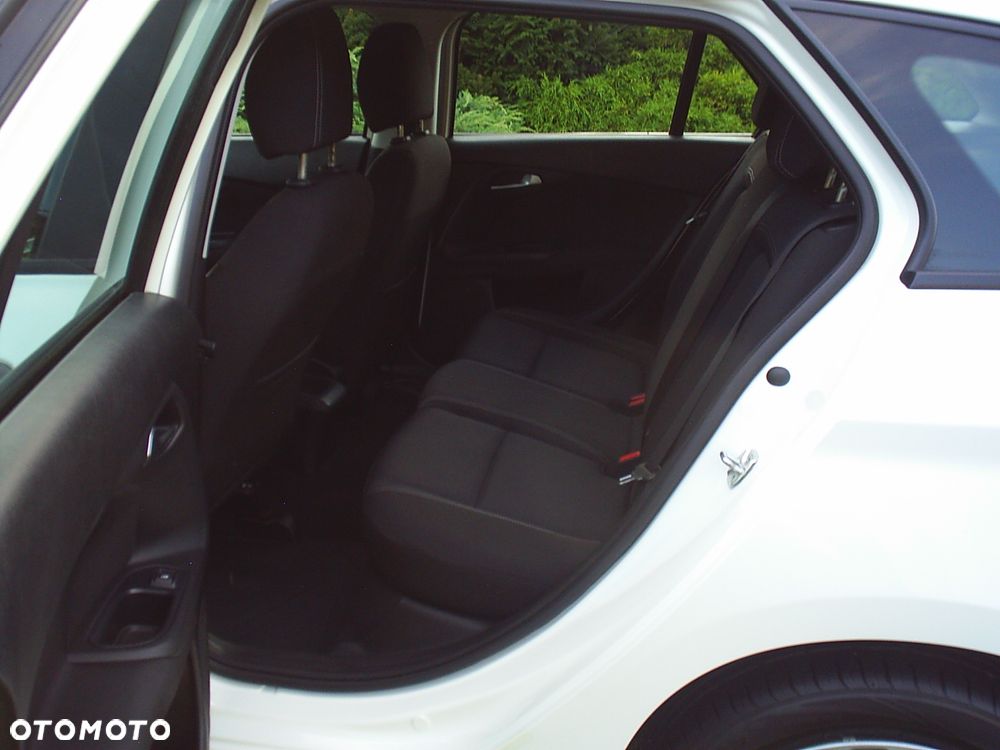 Fiat Tipo 1.4 T-Jet 16v Easy - 11