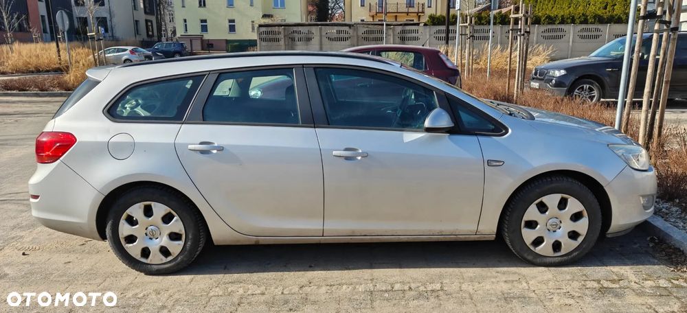 Opel Astra 1.3 CDTI DPF EcoFLEX Start/Stop Edition - 4