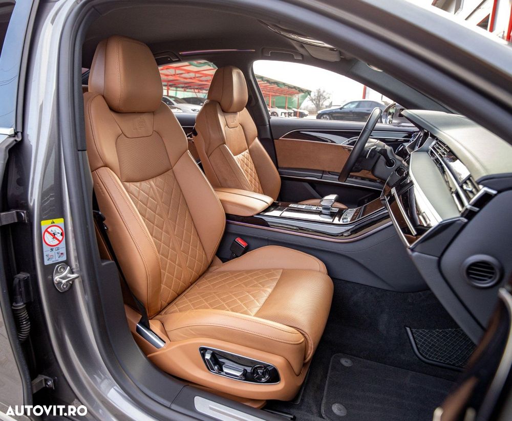 Audi A8 - 10