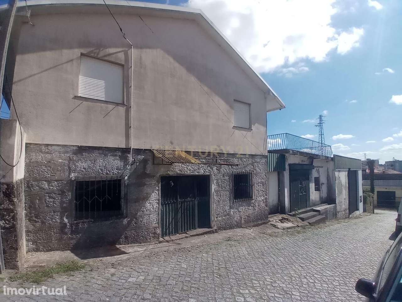 Moradia com 4 quartos, 3 armazéns e muito potencial em Freamunde, Paço - Grande imagem: 3/29