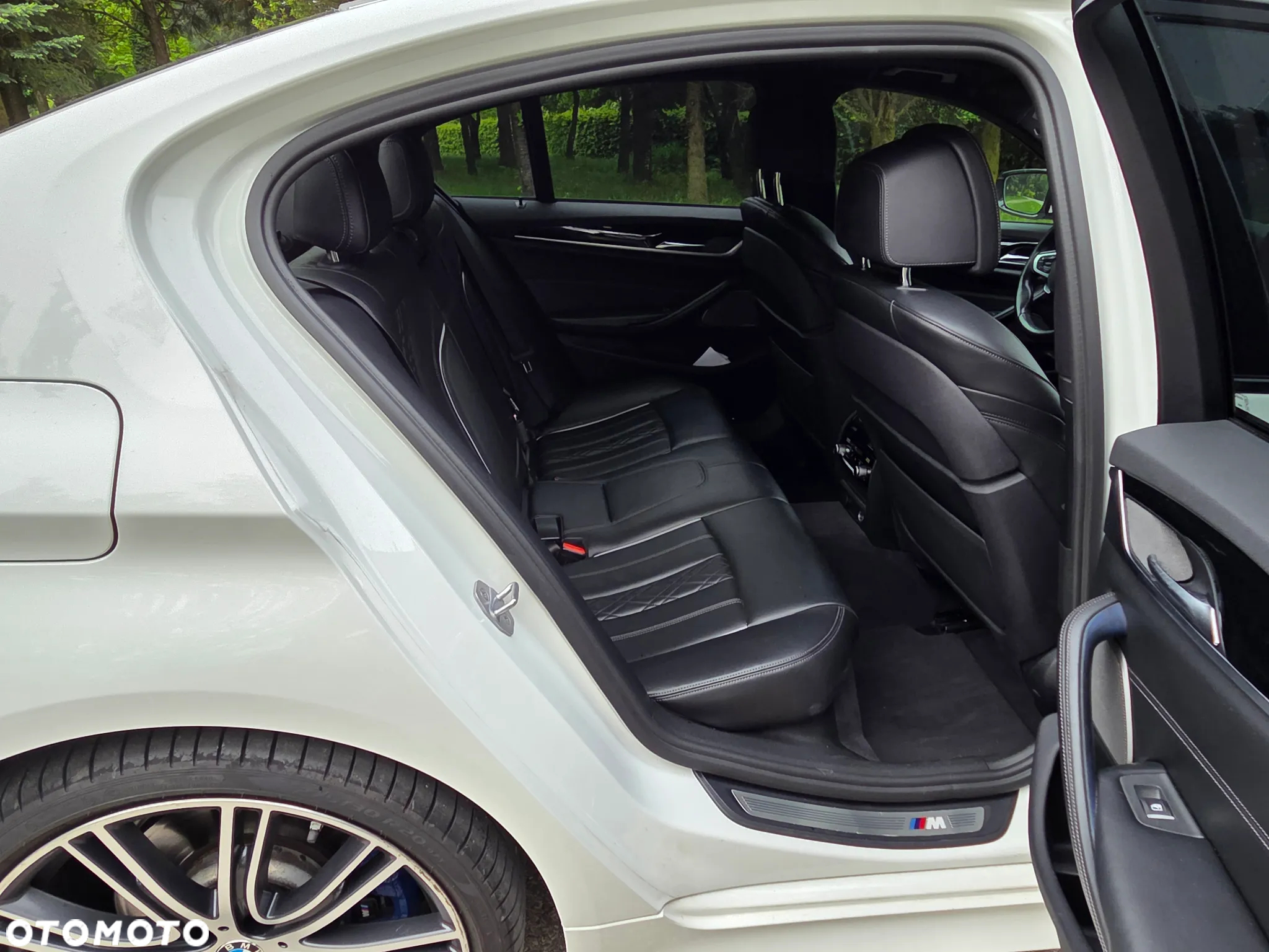 BMW Seria 5 530d xDrive M Sport sport - 24