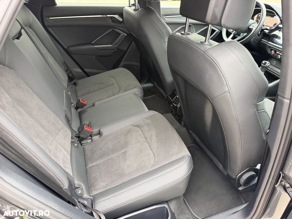 Audi Q3 - 17