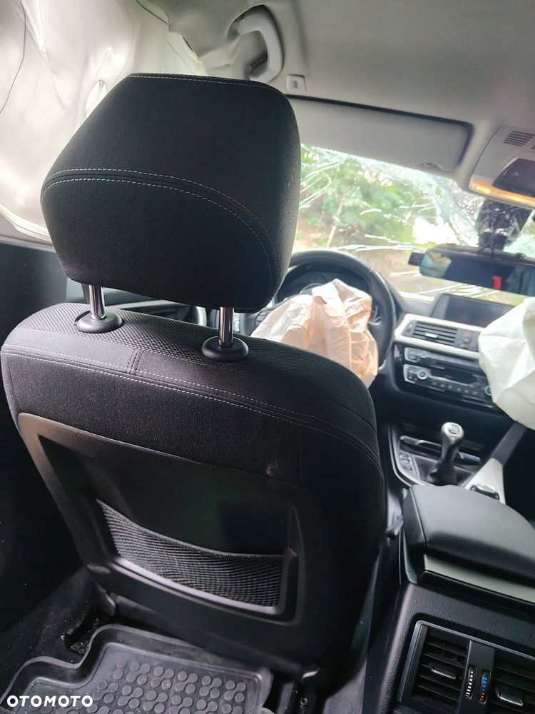 BMW Seria 3 320d Advantage - 29