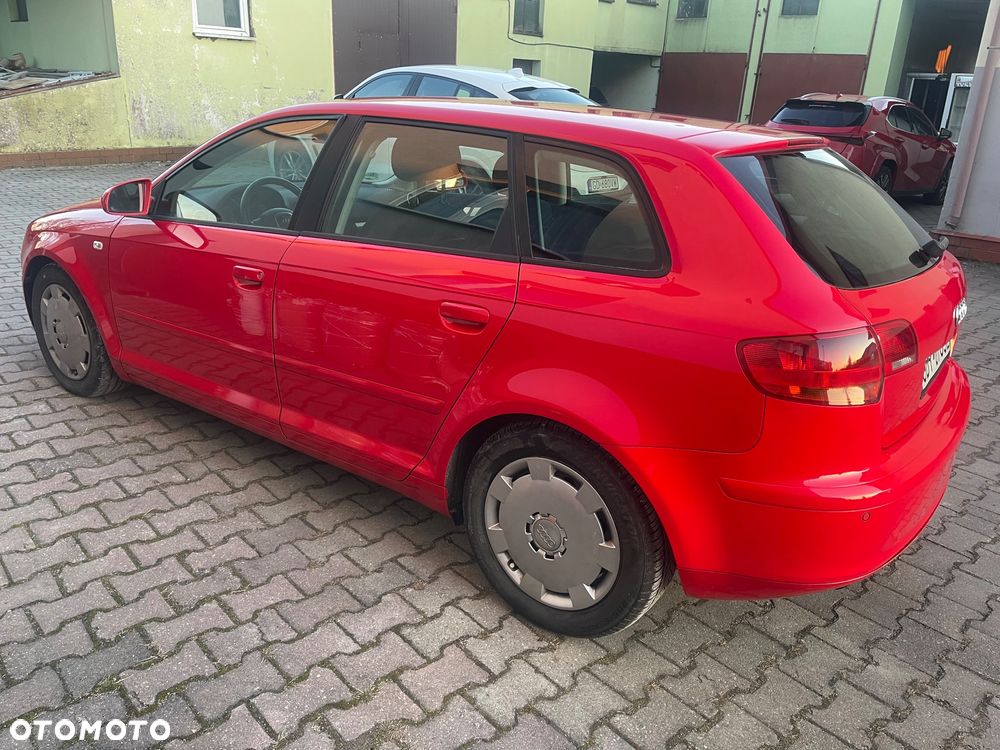 Audi A3 Sportback 1.9 TDI Ambiente - 4