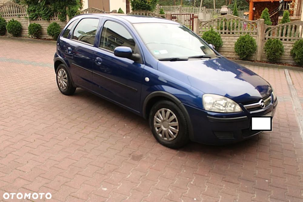 Opel Corsa 1.2 16V Cosmo - 2